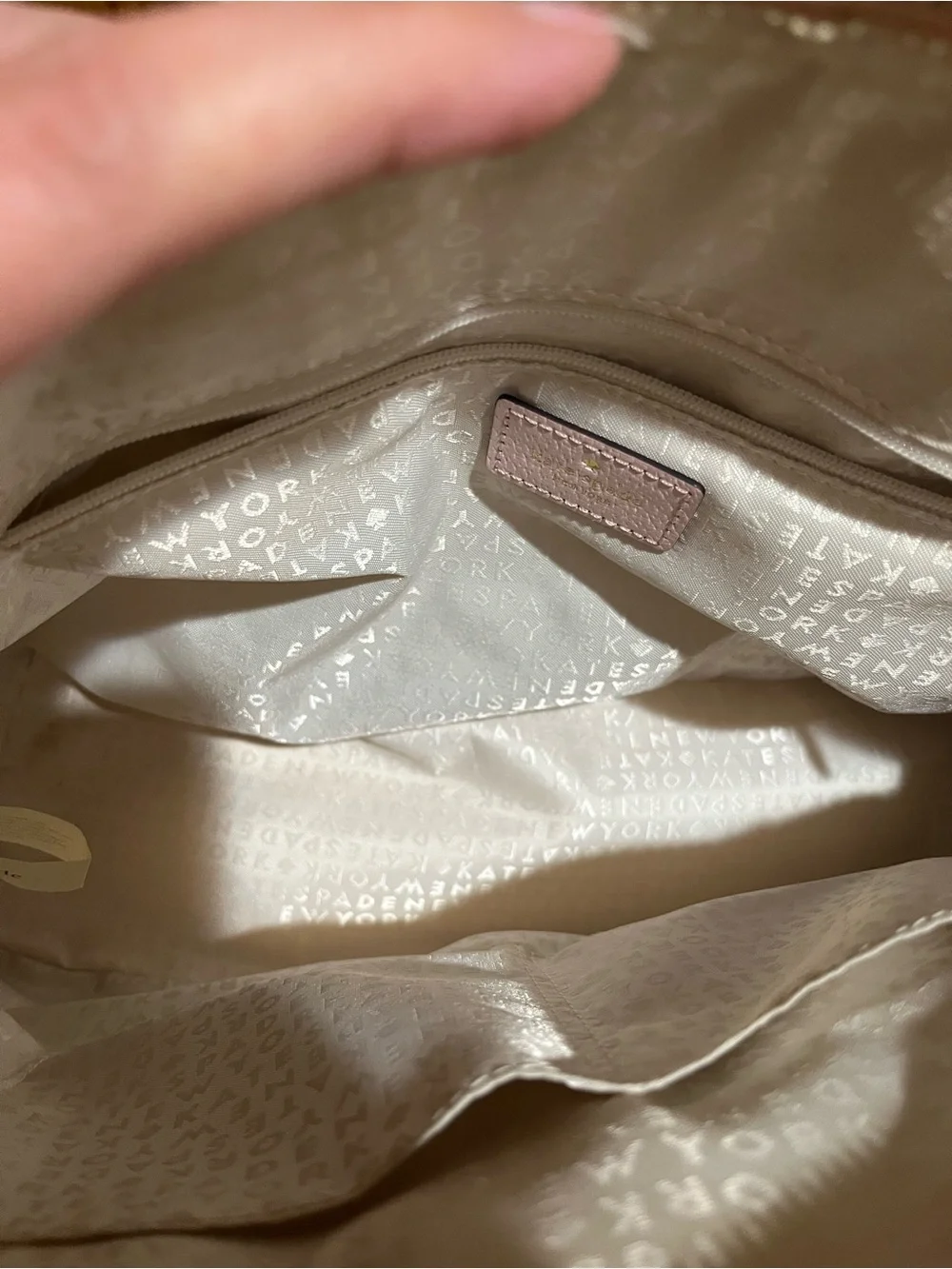 Like new- Kate Spade Rachelle Wellesley crossbody satchel in ballet pink